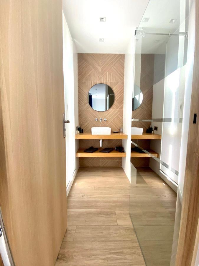 Magnifique Studio A Deux Pas Du Port De Saint-Tropez Buitenkant foto