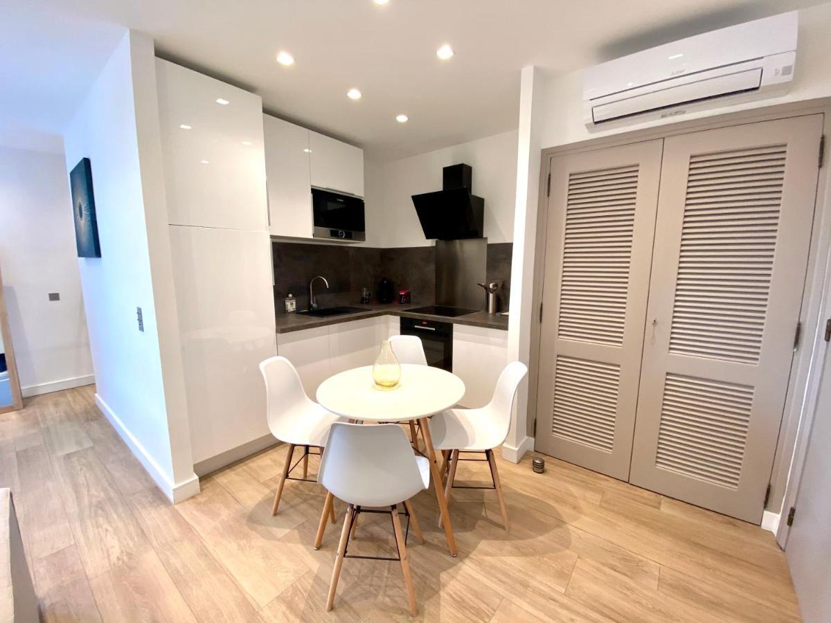 Magnifique Studio A Deux Pas Du Port De Saint-Tropez Buitenkant foto